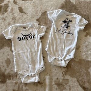 Gerber White Western Theme Baby Bodysuits